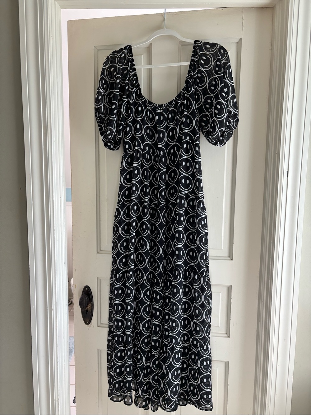 Lala Black Smiley-Print Puff Sleeve Maxi Dress size S